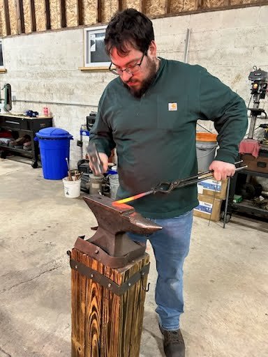 9367ec3b05224bb05259619b4cb6f3b3094b934d-4